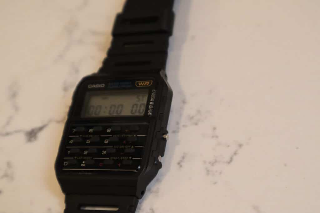Casio Databank CA53W-1: Stopwatch