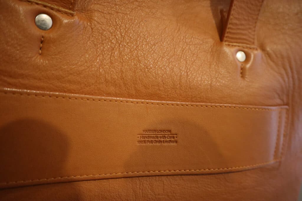 Harber London Everyday Leather Briefcase Leather Up Close