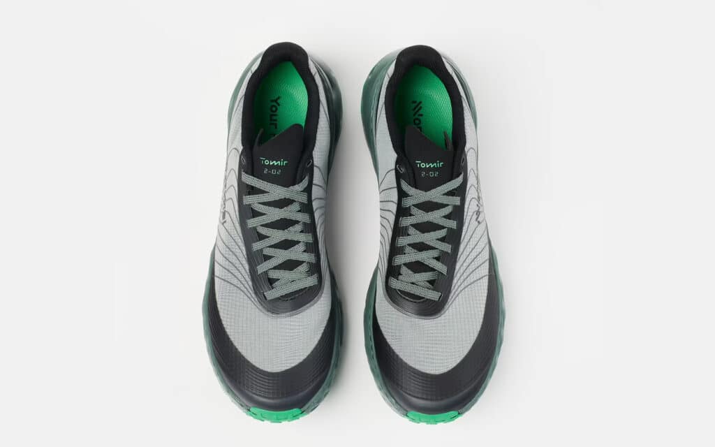 NNormal Tomir 02 Running Shoes Pair